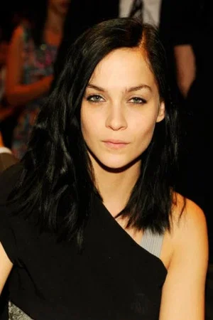 Leigh Lezark