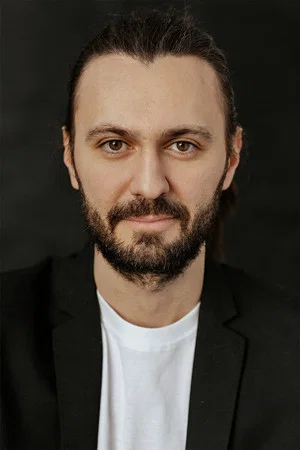 Игорь Гайдар