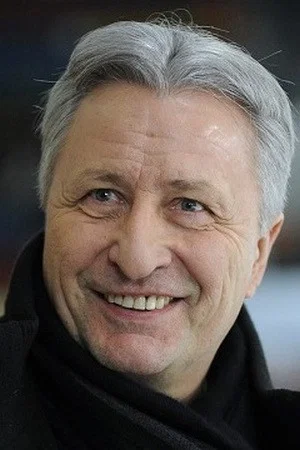 Александр Якушев