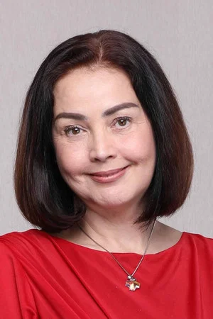 Rowiena Umboh