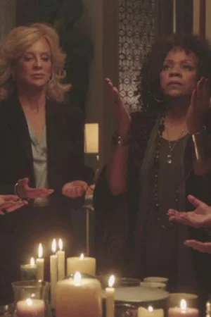 Постер: Friendly Neighborhood Coven