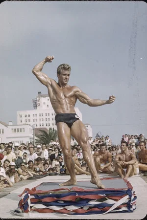 Постер: Ed Fury on the Beach