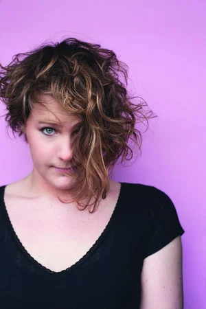 Постер: Kiki Schippers: Wie Kijkt?