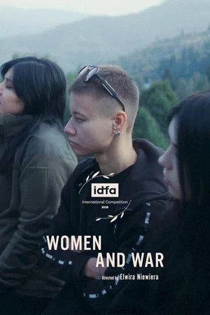 Постер: Women and War