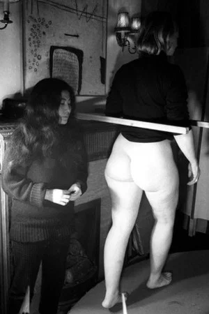 Постер: Bottoms