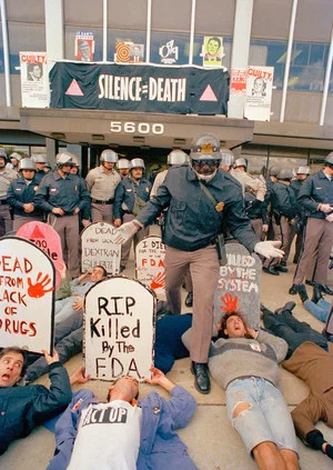 Постер: ACT UP at the FDA
