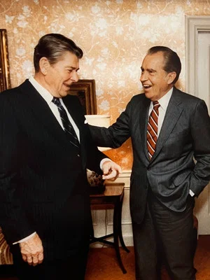 Постер: Ronald Reagan and Richard Nixon on Camera