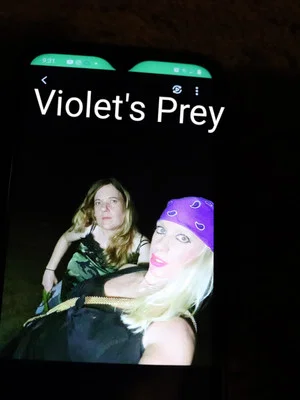 Постер: Violet's Prey