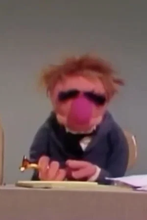 Постер: Grump Critic