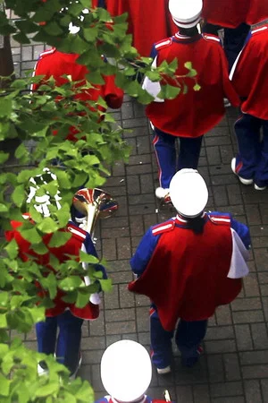 Постер: Solar Flare Arkestral Marching Band