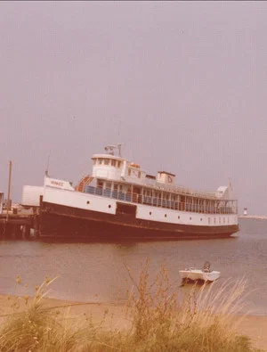Постер: Block Island Summer Paradise