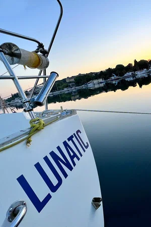 Постер: Lunatic