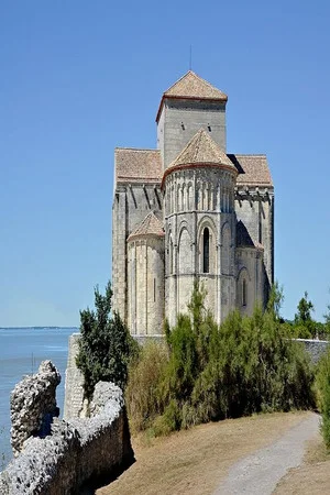 Постер: Les Pierres d'angle