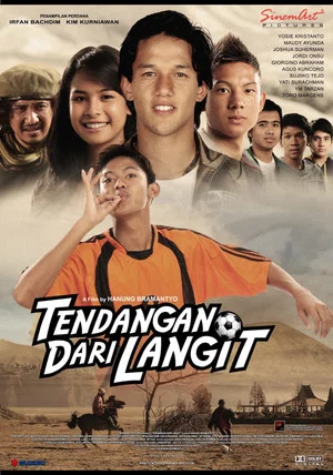 Постер: Tendangan Dari Langit