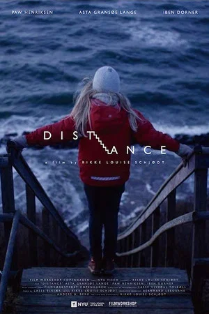 Постер: Distance