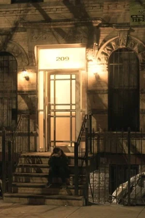 Постер: Stoop on Kent Ave
