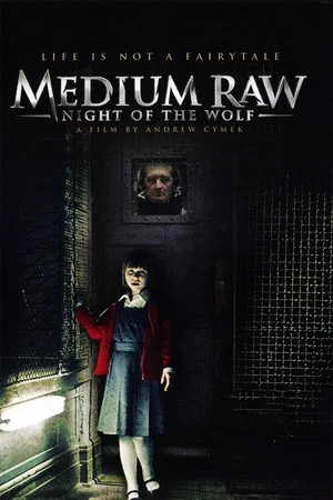 Постер: Medium Raw