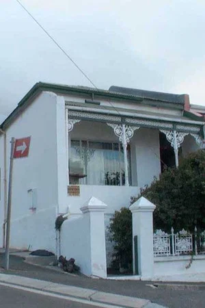 Постер: 17 Aandbloem Street