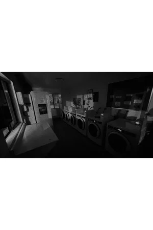 Постер: Midnight Laundromat