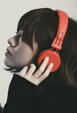 Постер: Trouble on the Brain Front