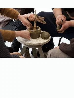 Постер: a pottery produced by 5 potters at once (silent attempt)