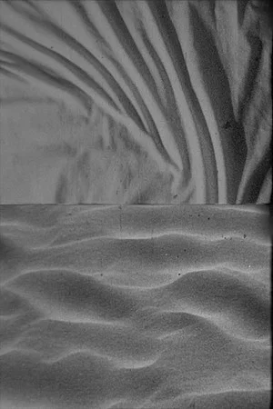 Постер: Bed Desert