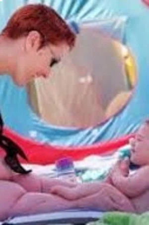 Постер: Alison’s Baby