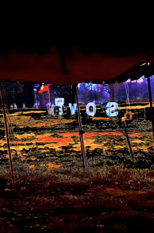 Постер: The Tent