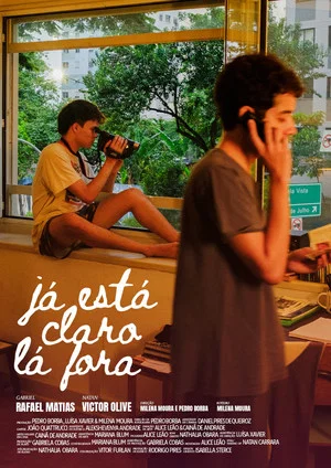 Постер: Já Está Claro Lá Fora