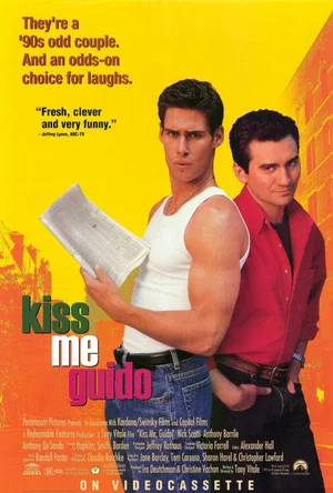 Постер: Kiss Me, Guido