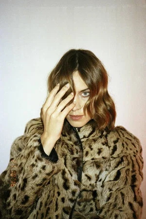 Постер: The Future of Fashion with Alexa Chung