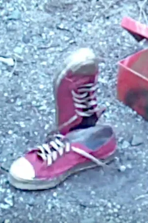 Постер: Let's Pretend: Magic Sneakers