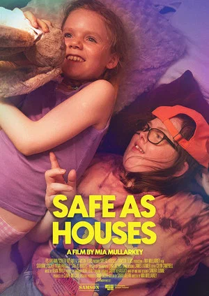 Постер: Safe as Houses