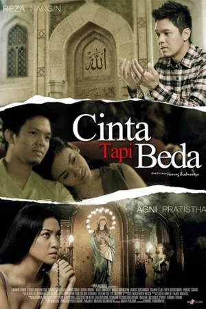 Постер: Cinta Tapi Beda