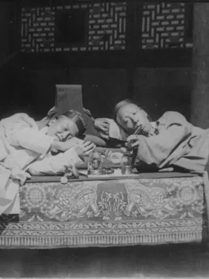 Постер: Fumeurs d'opium
