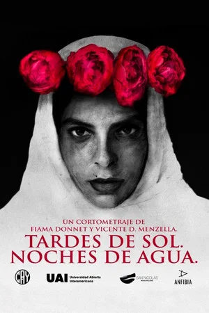 Постер: Tardes de sol. Noches de agua.