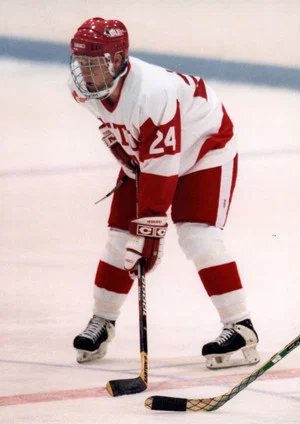 Постер: E:60 Presents 20 Years and 11 Seconds: The Travis Roy Story