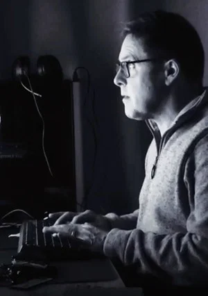 Постер: Embedded