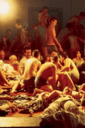 Постер: Slaves in Paradise
