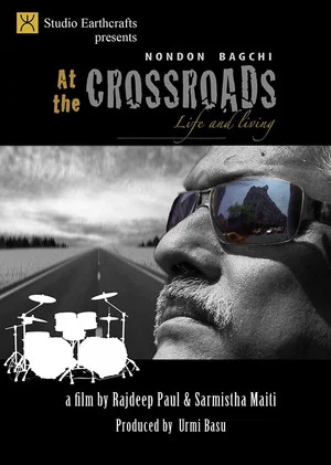 Постер: At the Crossroads Nondon Bagchi Life and Living