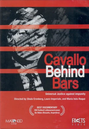 Постер: Cavallo entre rejas