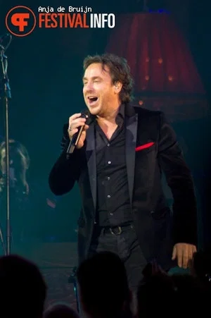 Постер: Marco Borsato - Zien