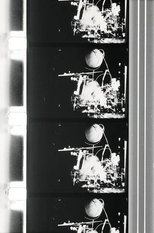 Постер: Homage to Jean Tinguely's 'Homage to New York'
