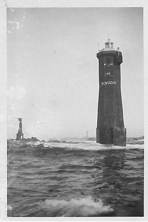 Постер: There was oil in Ouessant island