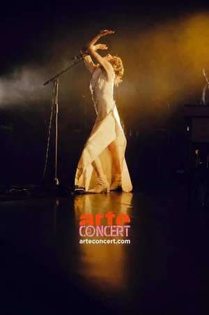 Постер: PJ Harvey @ L'Olympia, Paris