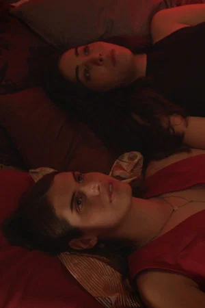 Постер: Between Her