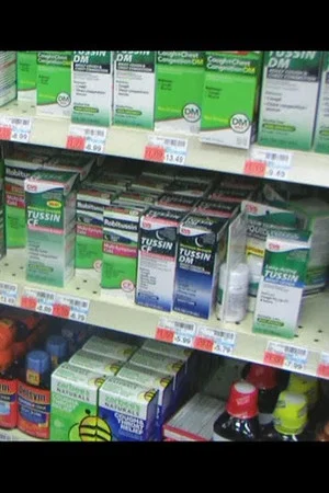 Постер: DXM: Tripping Off Cough Syrup