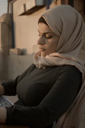 Постер: Draw for change! - Behind the Lines