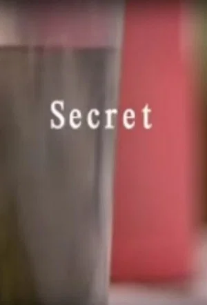 Постер: Secrets
