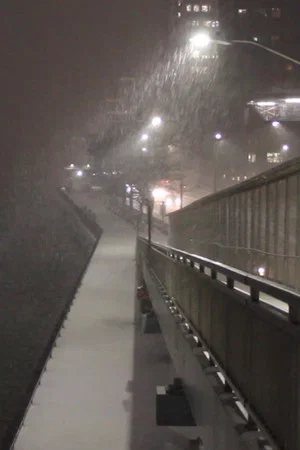 Постер: Nor/East/River